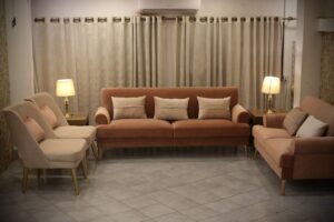 UMR Sofa